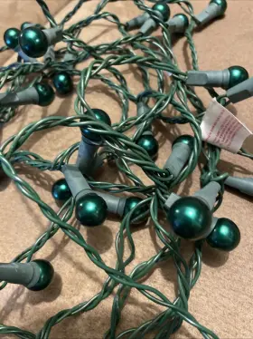 E63536 H S Craft Vtg Green Pearl Christmas Lights String 35 Round Bulb Strand Indoor Outdoor