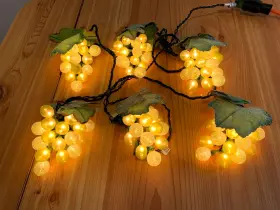 P5901 Hofert Co. Grape Vine Light Set Indoor /outdoor 6 Clusters 100 Ct. Lights