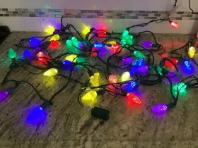 753365-101 Philips Led 100 Multi Faceted C9 Multicolored Light Bulbs - 2 Strands- No Box