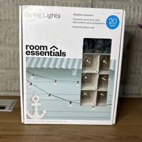 Room Essentials 028208894504 String Lights Indoor/outdoor Weather Resistant 20 Clear Bulbs Green Wire Nib